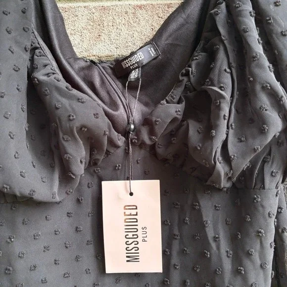 Missguided Plus Black Long Sleeve Swiss Dot Dress – US 20 – NWT - Picture 3 of 16